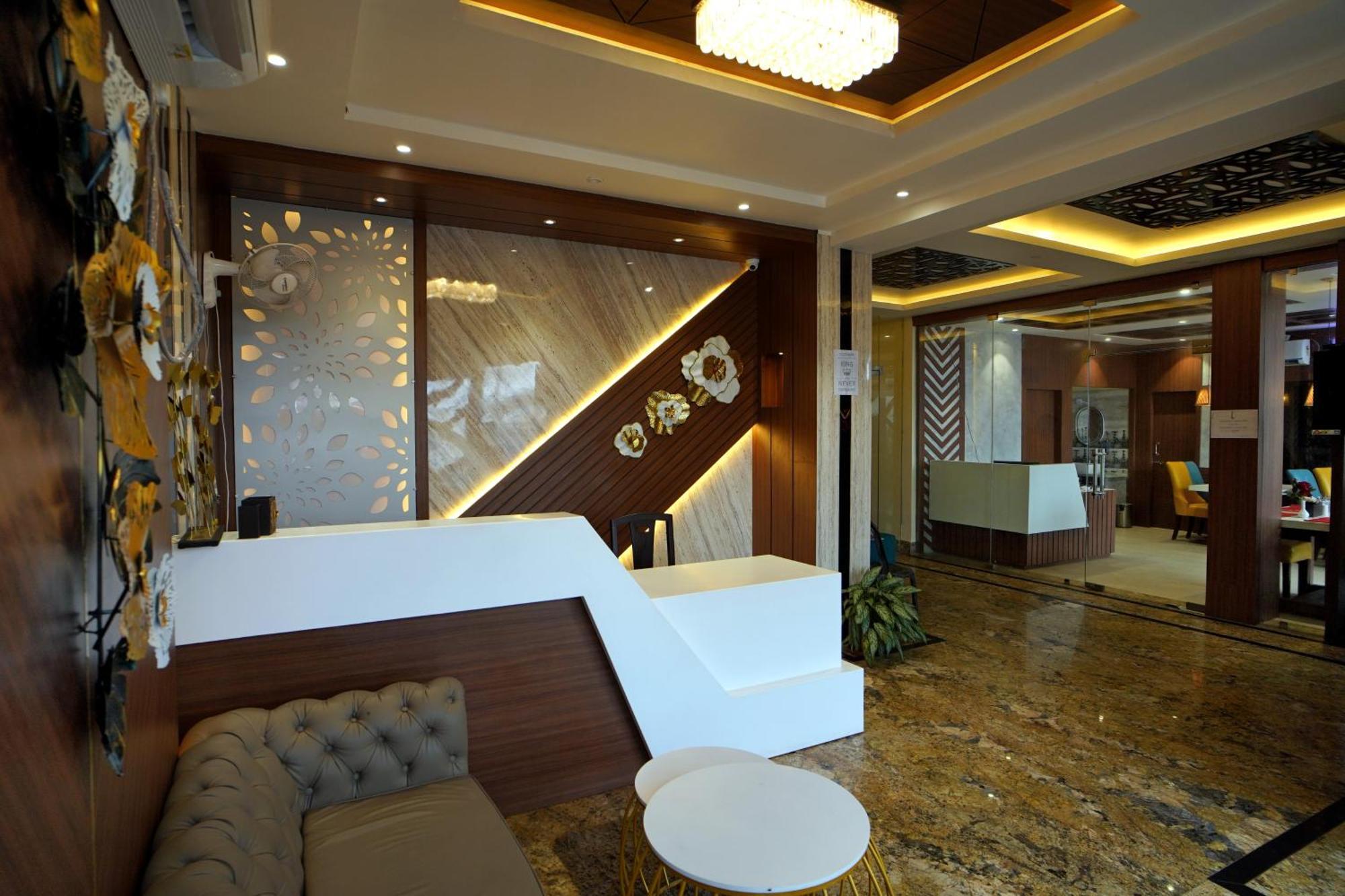Royal Sea View !! Beach Front With Free Wifi !! 迪卡 外观 照片