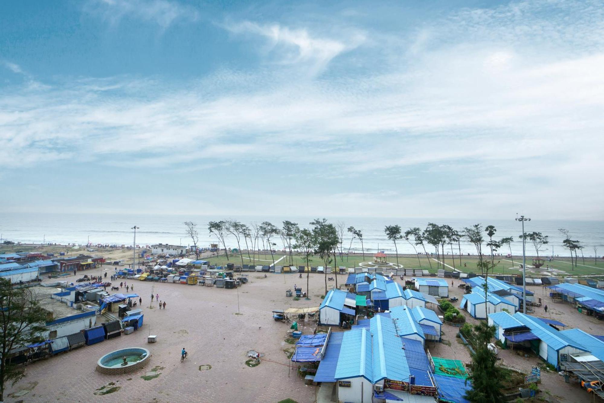 Royal Sea View !! Beach Front With Free Wifi !! 迪卡 外观 照片